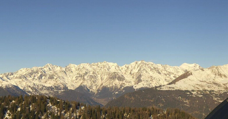 Webcam Folgarida-Marilleva  (Skiarea Campiglio Dolomiti di Brenta - Val di Sole Val Rendena) - Gruppo Ortles Cevedale 