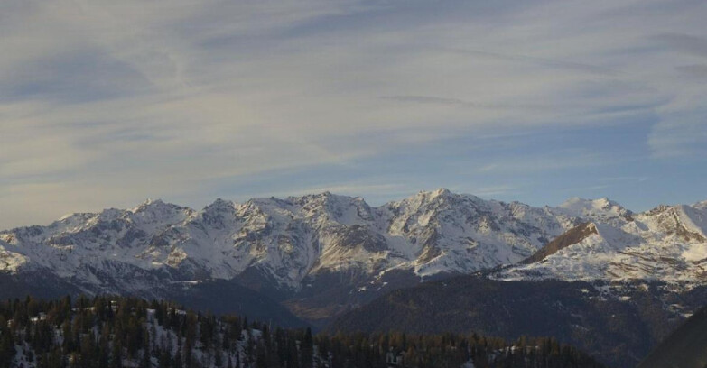 Webcam Folgarida-Marilleva  (Skiarea Campiglio Dolomiti di Brenta - Val di Sole Val Rendena) - Gruppo Ortles Cevedale  