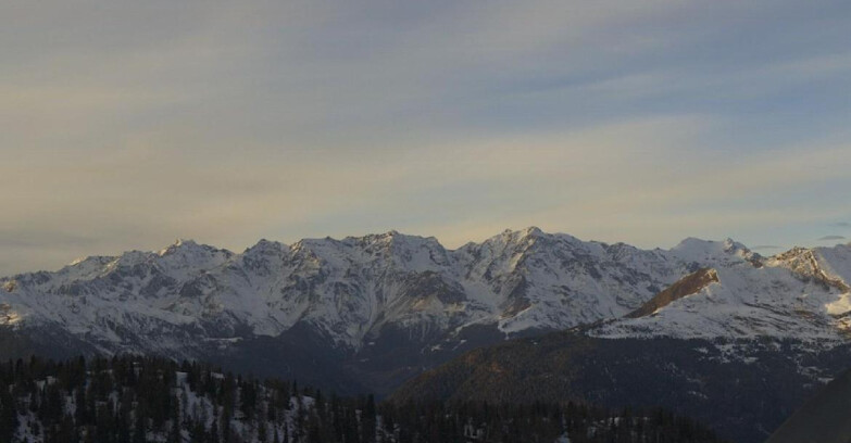 Webcam Folgarida-Marilleva  (Skiarea Campiglio Dolomiti di Brenta - Val di Sole Val Rendena) - Gruppo Ortles Cevedale  