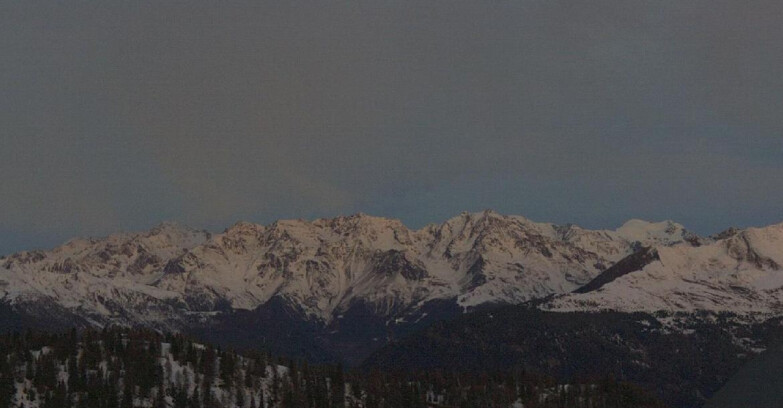 Webcam Folgarida-Marilleva  (Skiarea Campiglio Dolomiti di Brenta - Val di Sole Val Rendena) - Gruppo Ortles Cevedale  