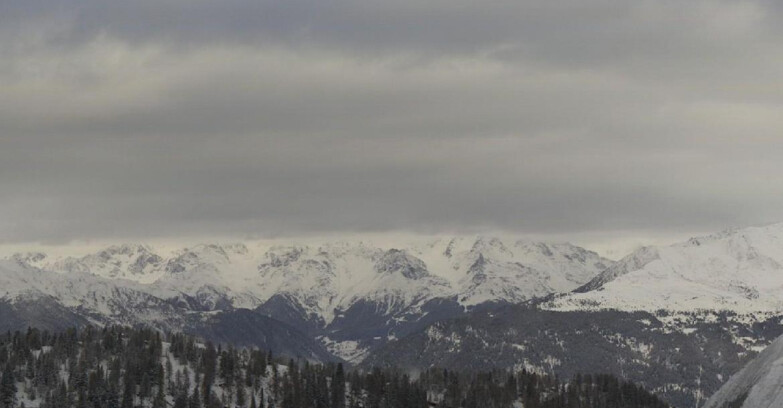 Webcam Folgarida-Marilleva  (Skiarea Campiglio Dolomiti di Brenta - Val di Sole Val Rendena) - Gruppo Ortles Cevedale 