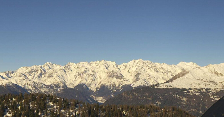 Webcam Folgarida-Marilleva  (Skiarea Campiglio Dolomiti di Brenta - Val di Sole Val Rendena) - Gruppo Ortles Cevedale 