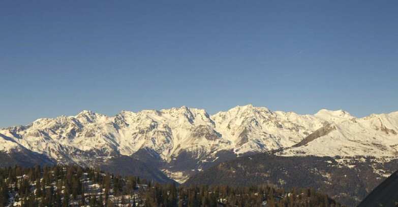 Webcam Folgarida-Marilleva  (Skiarea Campiglio Dolomiti di Brenta - Val di Sole Val Rendena) - Gruppo Ortles Cevedale 