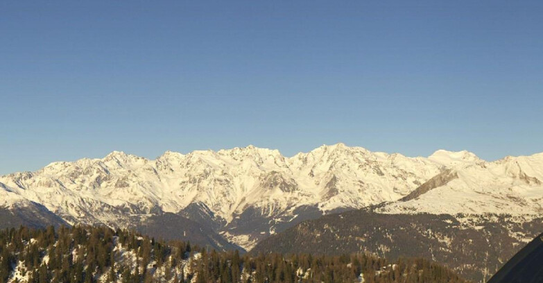 Webcam Folgarida-Marilleva  (Skiarea Campiglio Dolomiti di Brenta - Val di Sole Val Rendena) - Gruppo Ortles Cevedale 