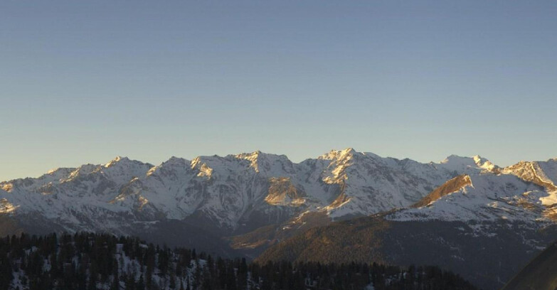 Webcam Folgarida-Marilleva  (Skiarea Campiglio Dolomiti di Brenta - Val di Sole Val Rendena) - Gruppo Ortles Cevedale  