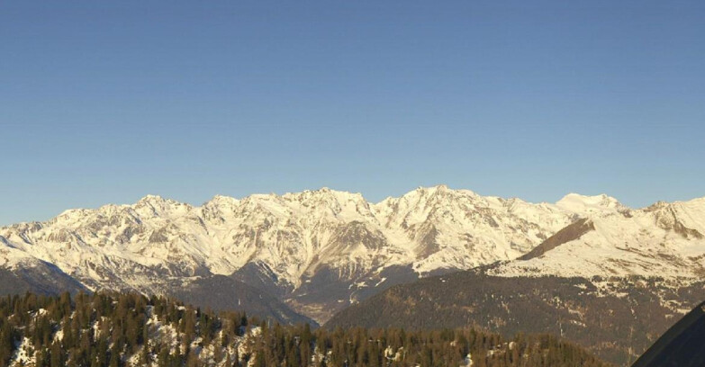 Webcam Folgarida-Marilleva  (Skiarea Campiglio Dolomiti di Brenta - Val di Sole Val Rendena) - Gruppo Ortles Cevedale  