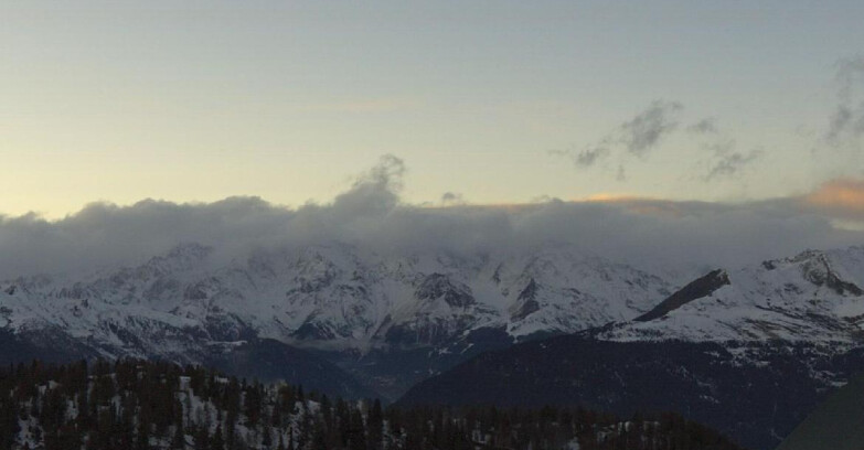 Webcam Skiarea Campiglio Dolomiti di Brenta Val di Sole Val Rendena - Gruppo Ortles Cevedale 