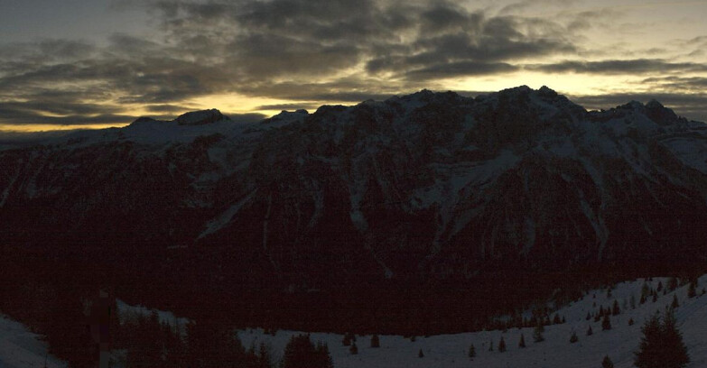 Webcam Skiarea Campiglio Dolomiti di Brenta Val di Sole Val Rendena - Dolomiti di Brenta - Marilleva