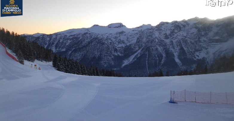 Webcam Ski area Campiglio Dolomiti di Brenta Val di Sole Val Rendena - Pista delle Rocce - Folgarida