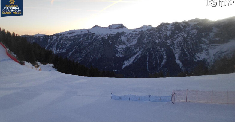 Webcam Ski area Campiglio Dolomiti di Brenta Val di Sole Val Rendena - Pista delle Rocce - Folgarida