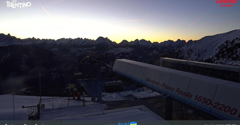 Webcam Пампеаго - Предаццо - Оберегген	 - Latemar- Feudo est