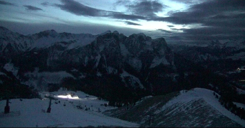 Webcam Pozza di Fassa-Aloch-Buffaure  - Cima 11 e Cima 12