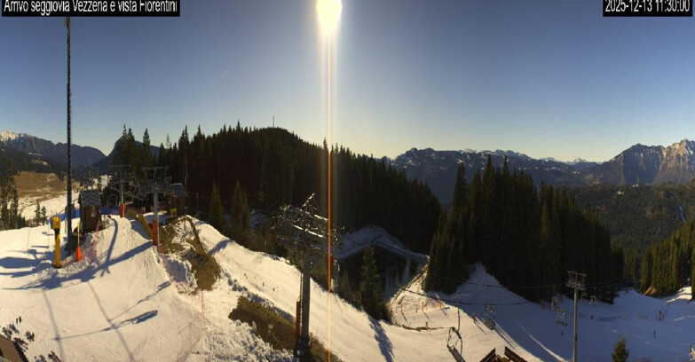 Webcam Ski Area Lavarone  - Chair lift Laghetto 
