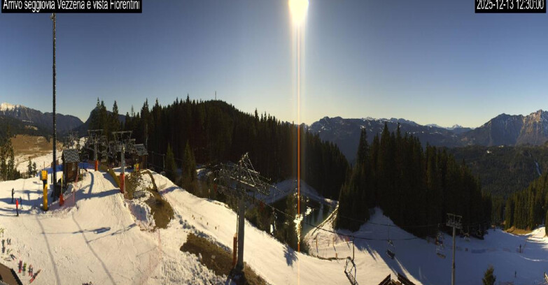 Webcam Ski Area Lavarone  - Chair lift Laghetto 