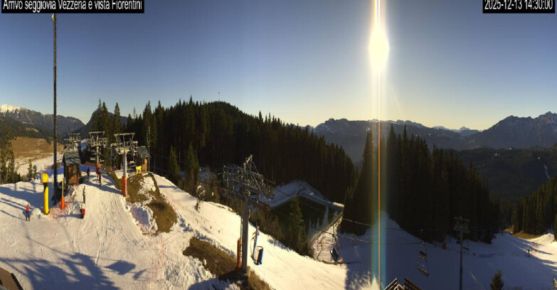 Webcam Ski Area Lavarone  - Chair lift Laghetto 