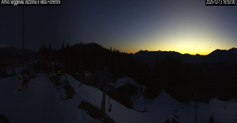 Webcam Ski Area Lavarone  - Chair lift Laghetto 