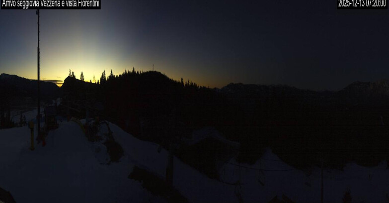 Webcam Ski Area Lavarone  - Chair lift Laghetto 