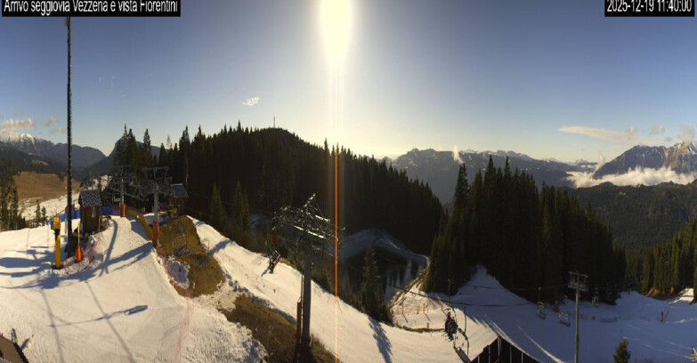 Webcam Ski area Lavarone - Arrivo seggiovia Laghetto