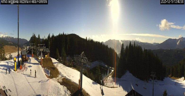 Webcam Ski area Lavarone - Arrivo seggiovia Laghetto