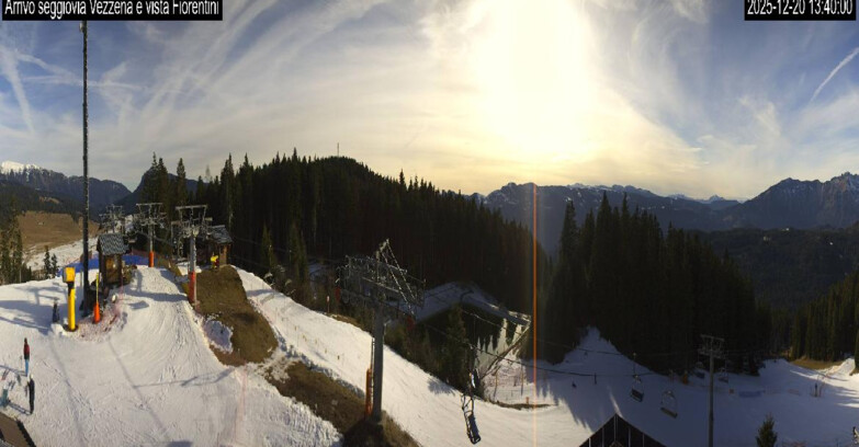 Webcam Ski area Lavarone - Arrivo seggiovia Laghetto