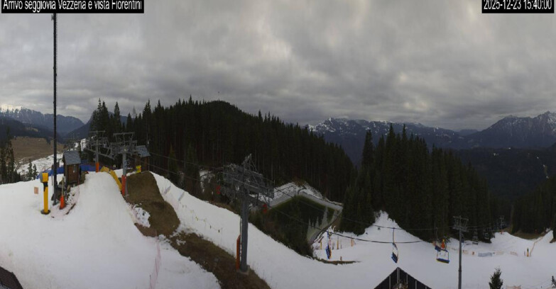 Webcam Lavarone Skigegiet - Laghetto Sessellift 