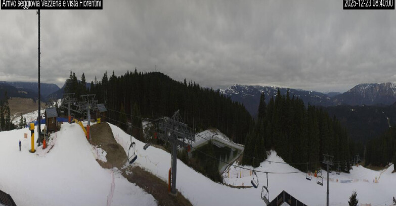 Webcam Lavarone Skigegiet - Laghetto Sessellift 