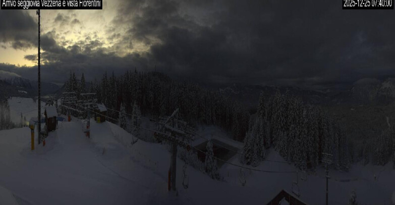 Webcam Lavarone Skigegiet - Laghetto Sessellift 