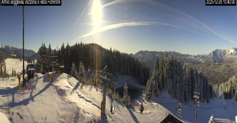 Webcam Ski area Lavarone - Arrivo seggiovia Laghetto