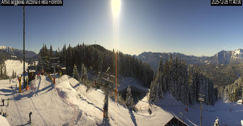 Webcam Ski area Lavarone - Arrivo seggiovia Laghetto