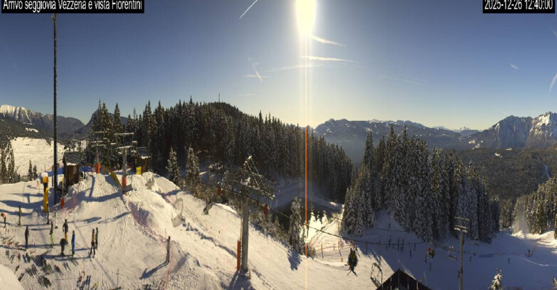 Webcam Ski area Lavarone - Arrivo seggiovia Laghetto