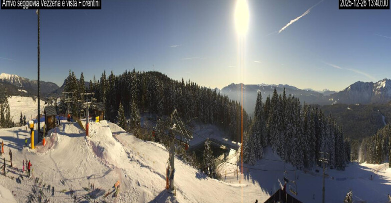 Webcam Lavarone - Chair lift Laghetto 