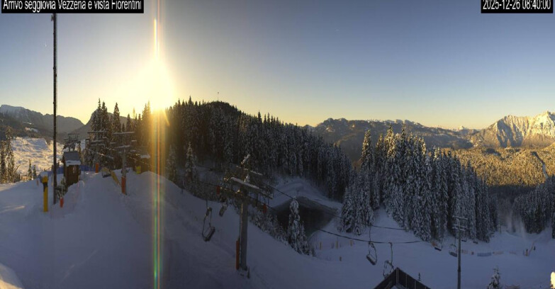 Webcam Ski area Lavarone - Arrivo seggiovia Laghetto