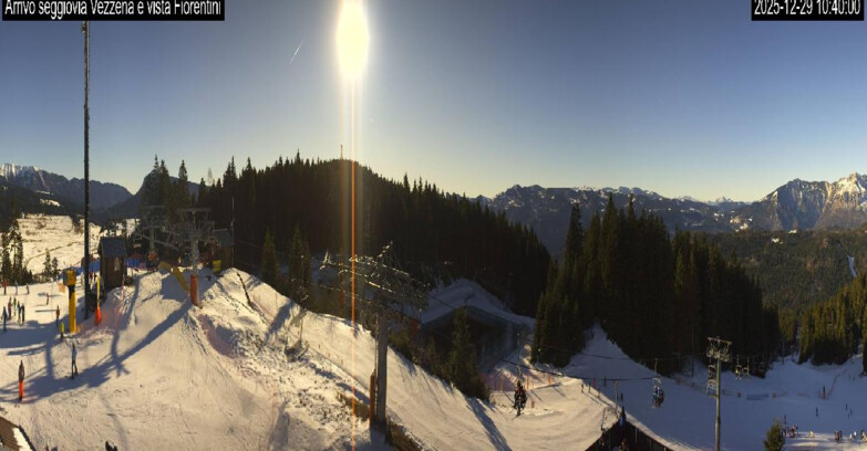 Webcam Ski Area Lavarone  - Chair lift Laghetto 