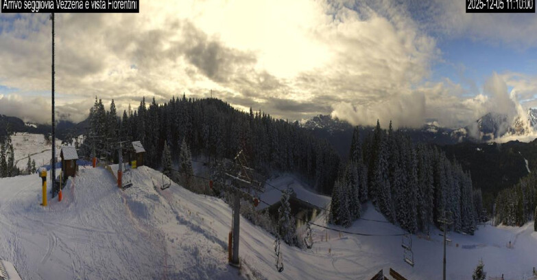 Webcam Ski area Lavarone - Arrivo seggiovia Laghetto