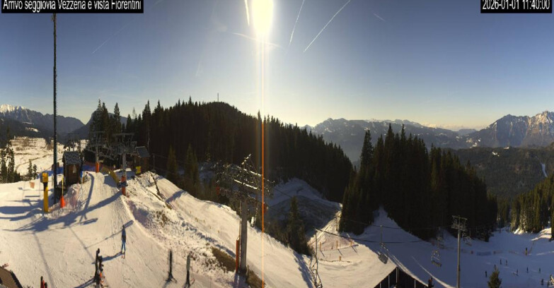 Webcam Лавароне  - Chair lift Laghetto 