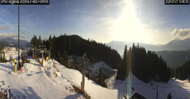 Webcam Лавароне  - Chair lift Laghetto 