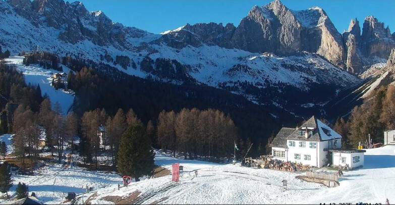 Webcam Vigo di Fassa-Pera-Ciampedìe - Vigo - Roda de Vael