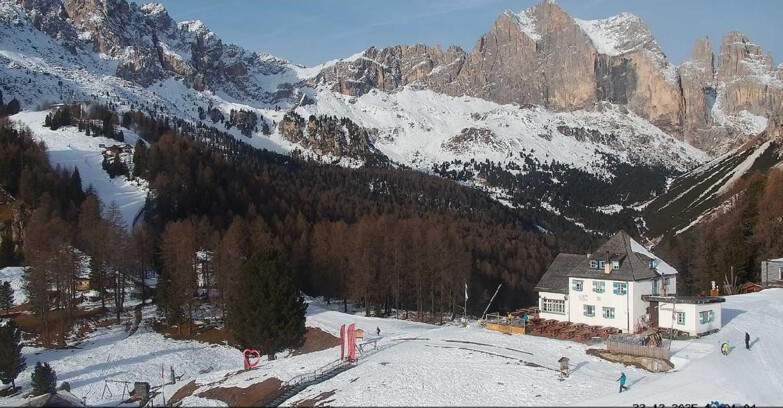 Webcam Vigo di Fassa-Pera-Ciampedìe - Vigo - Roda de Vael