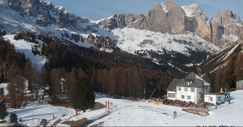 Webcam Vigo di Fassa-Pera-Ciampedìe - Vigo - Roda de Vael