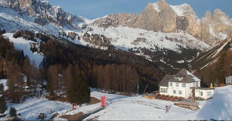 Webcam Vigo di Fassa-Pera-Ciampedìe - Vigo - Roda de Vael