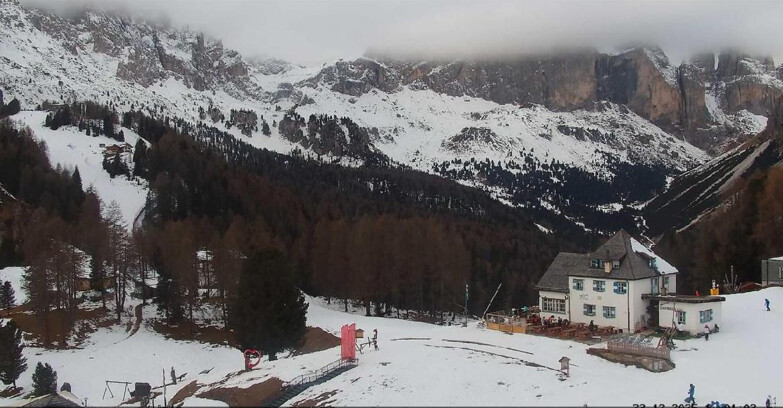 Webcam Vigo di Fassa-Pera-Ciampedìe - Vigo - Roda de Vael -Dolomiti di Fassa