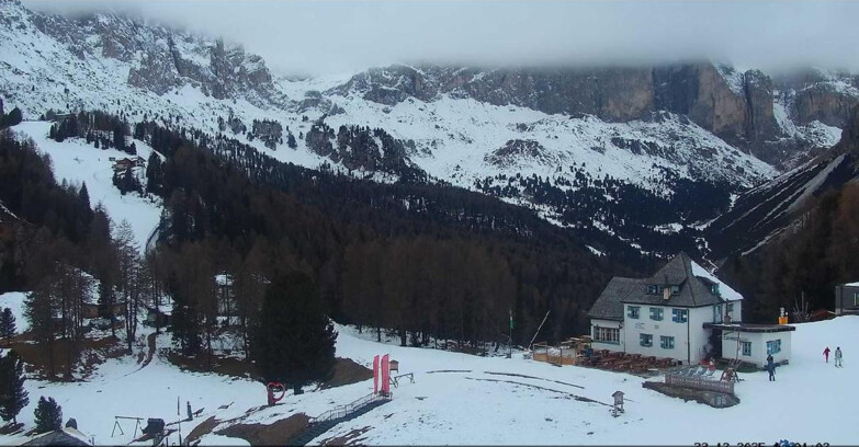 Webcam Vigo di Fassa-Pera-Ciampedìe - Vigo - Roda de Vael -Dolomiti di Fassa
