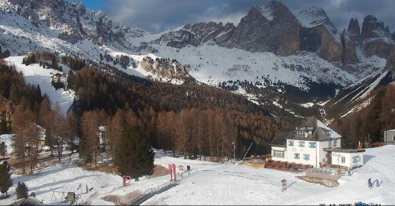 Webcam Vigo di Fassa-Pera-Ciampedie - Vigo - Roda de Vael