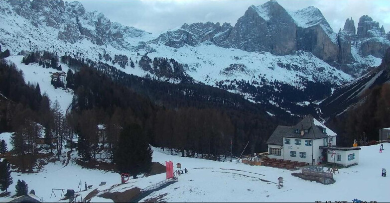 Webcam Vigo di Fassa-Pera-Ciampedie - Vigo - Roda de Vael