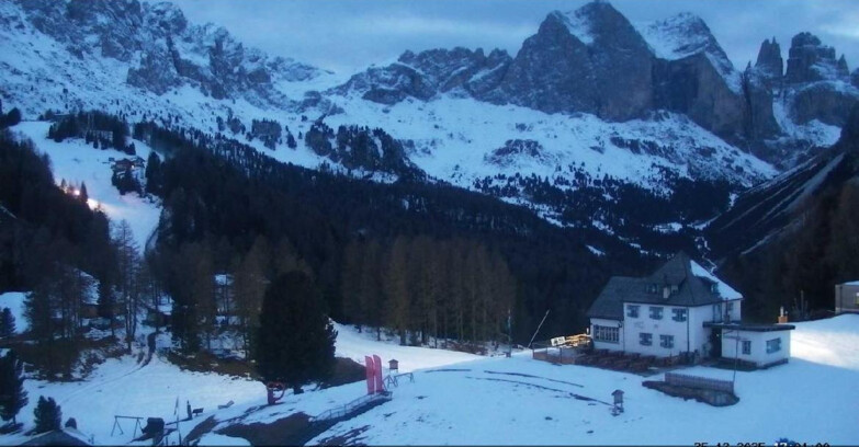 Webcam Vigo di Fassa-Pera-Ciampedie - Vigo - Roda de Vael