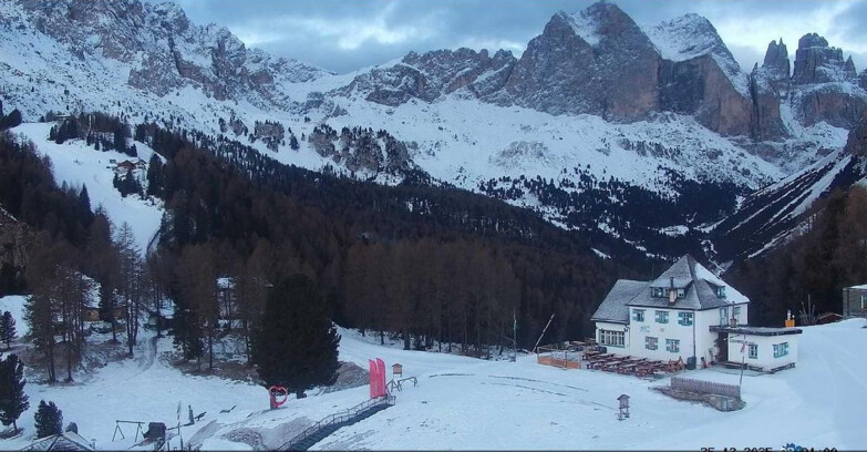 Webcam Vigo di Fassa-Pera-Ciampedie - Vigo - Roda de Vael