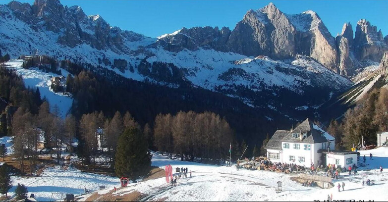 Webcam Vigo di Fassa-Pera-Ciampedìe - Vigo - Roda de Vael -Dolomiti di Fassa