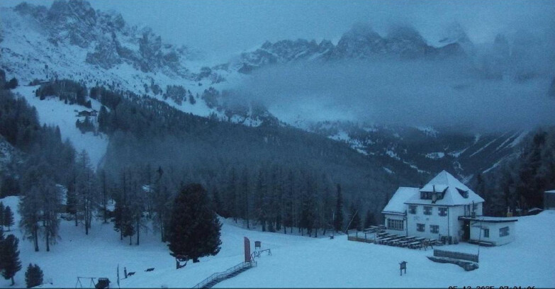 Webcam Vigo di Fassa-Pera-Ciampedìe - Vigo - Roda de Vael -Dolomiti di Fassa