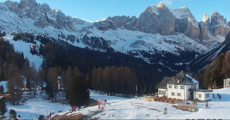 Webcam Vigo di Fassa-Pera-Ciampedìe - Vigo - Roda de Vael