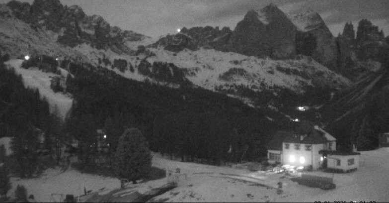 Webcam Vigo di Fassa-Pera-Ciampedìe - Vigo - Roda de Vael